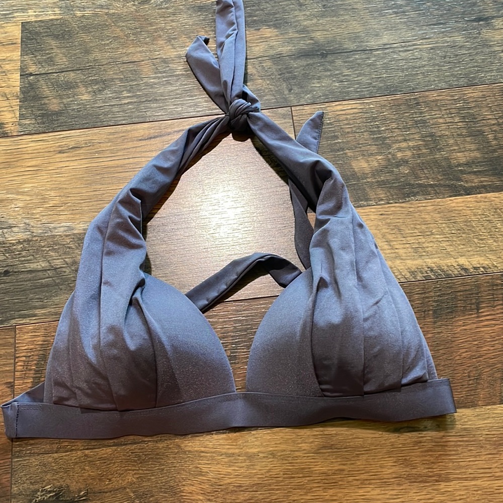 Old Navy bathing suit top. Purple/grey